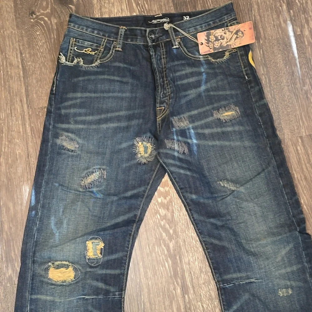 SOLD on M.ercari!! Ed Hardy Signature Logo Tiger Denim Men Size 32W 34L NWT - Picture 4 of 9